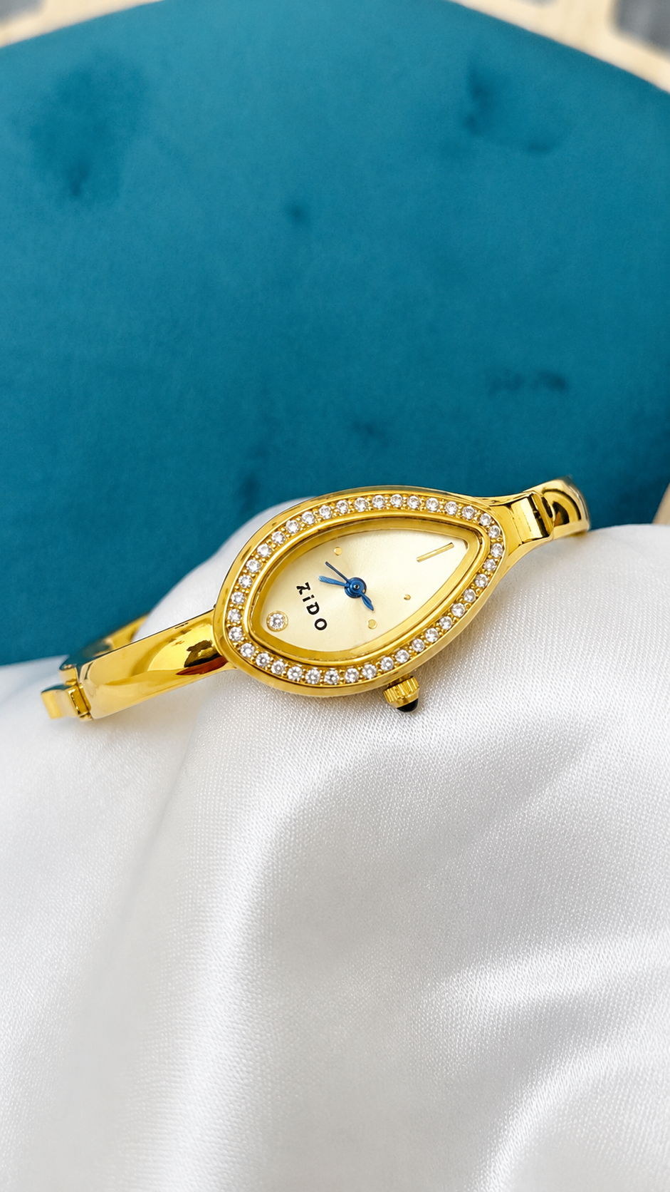 Grace Crystal Bracelet Watch GWE
