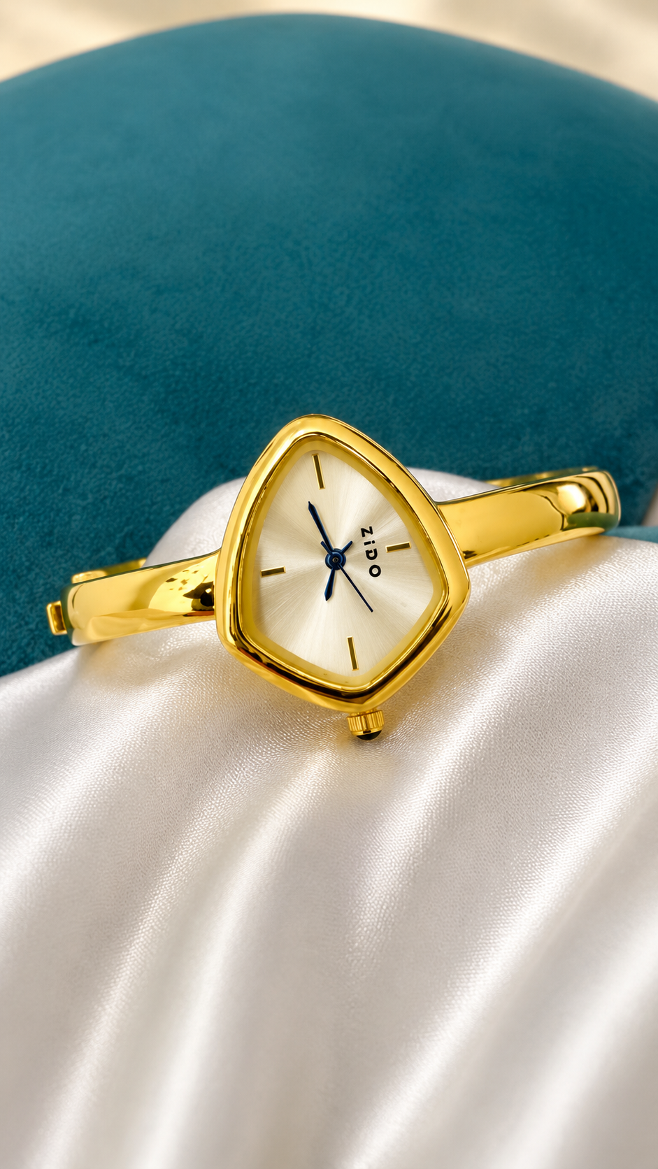 Grace Crystal Bracelet Watch GW