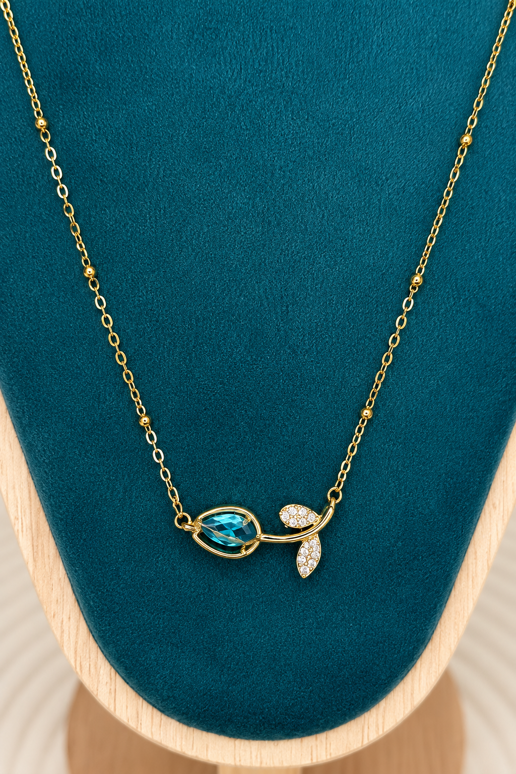 Tulip Necklaces