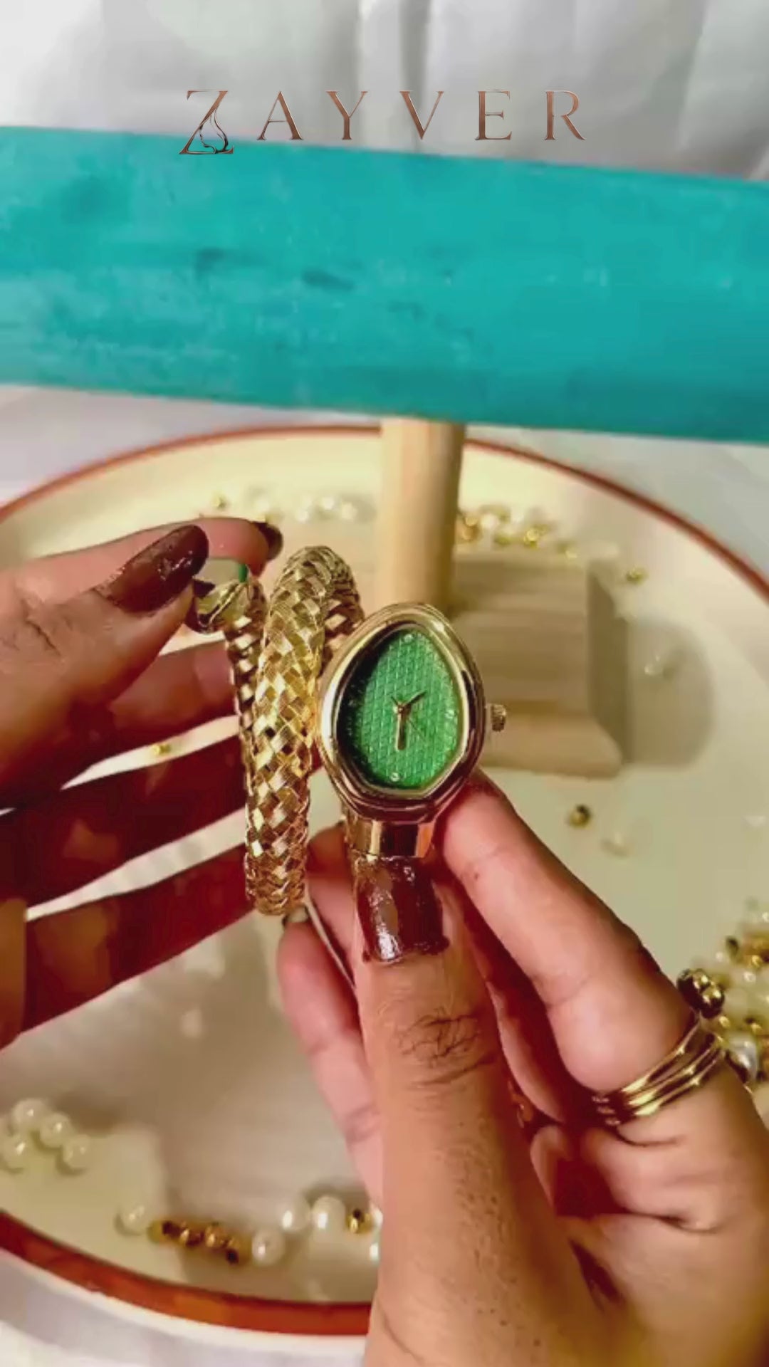 Zaria Luxe Watch Gold With Green dial