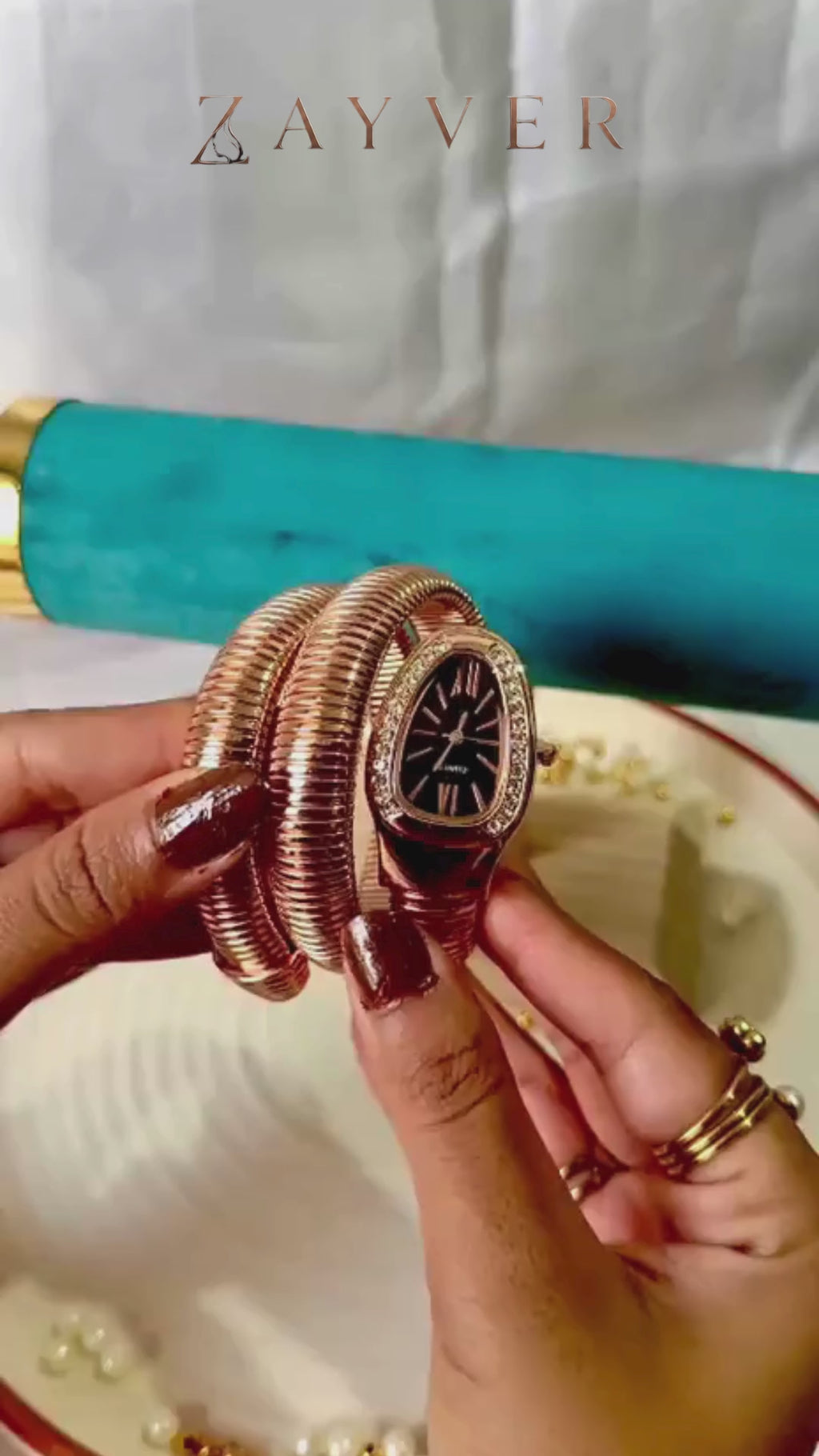Zaria Luxe Watch Rose gold With Black Dial